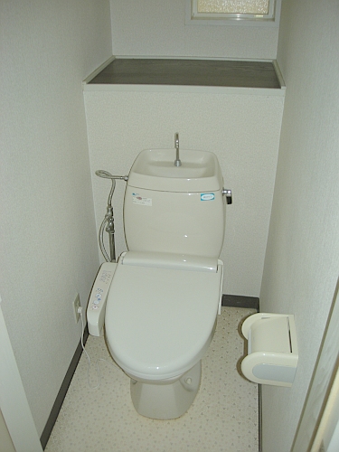 シャワートイレです。