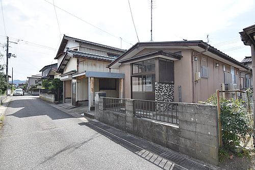 井上貸家