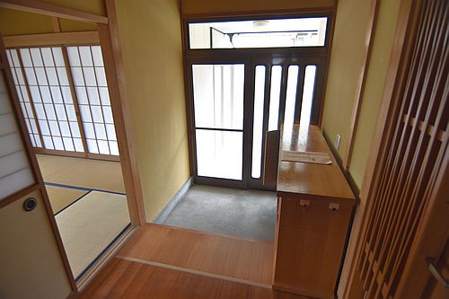 玄関