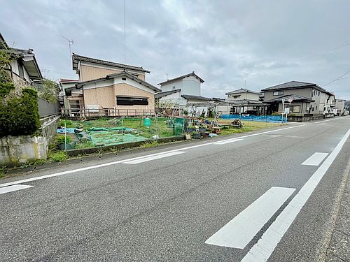 山居売地