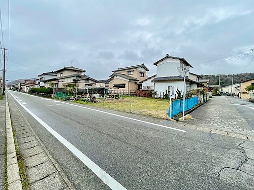 山居売地