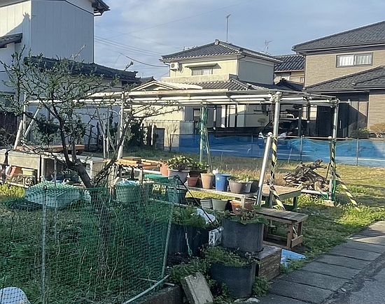 山居売地