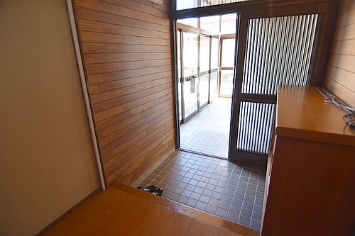 津川貸家