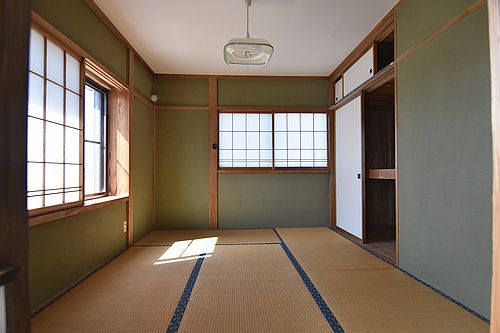 津川貸家